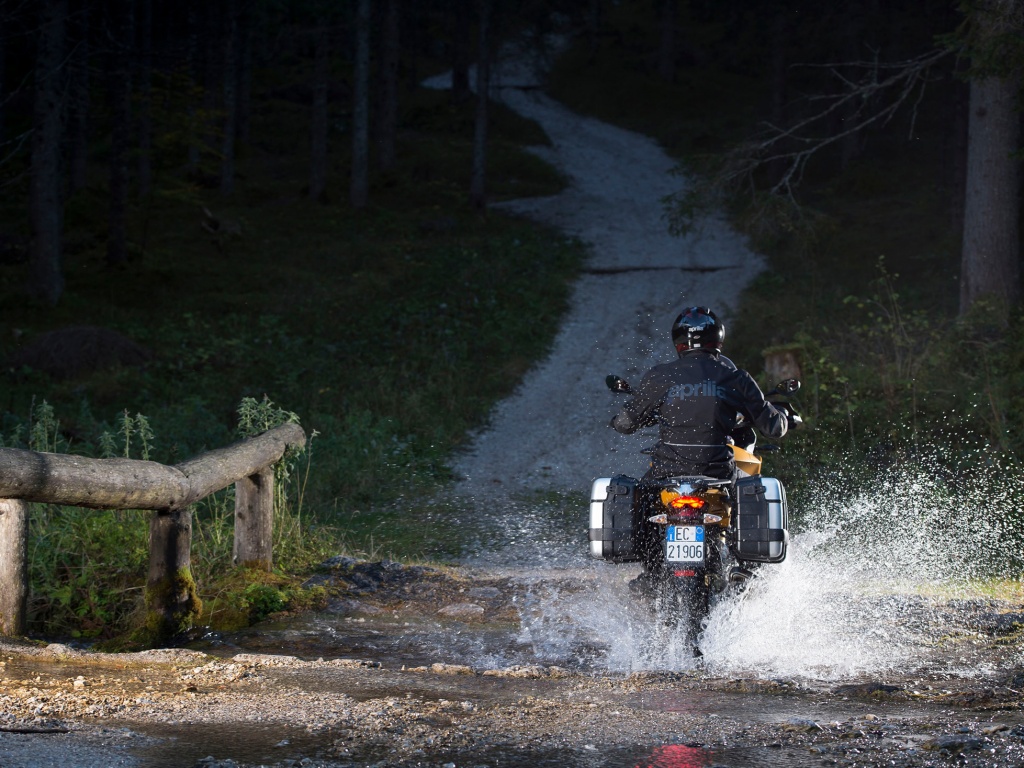 Фото мотоцикла Aprilia Caponord 1200 Rally